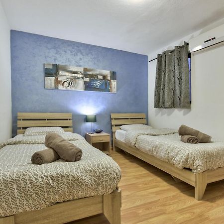 Spinola Court - Stunning Seaview Apartment & Penthouse On Spinola Bay By Shortletsmalta San Ġiljan Exterior foto